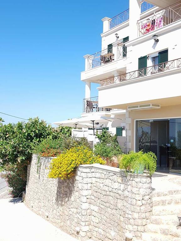 Philip Aparthotel Pylos