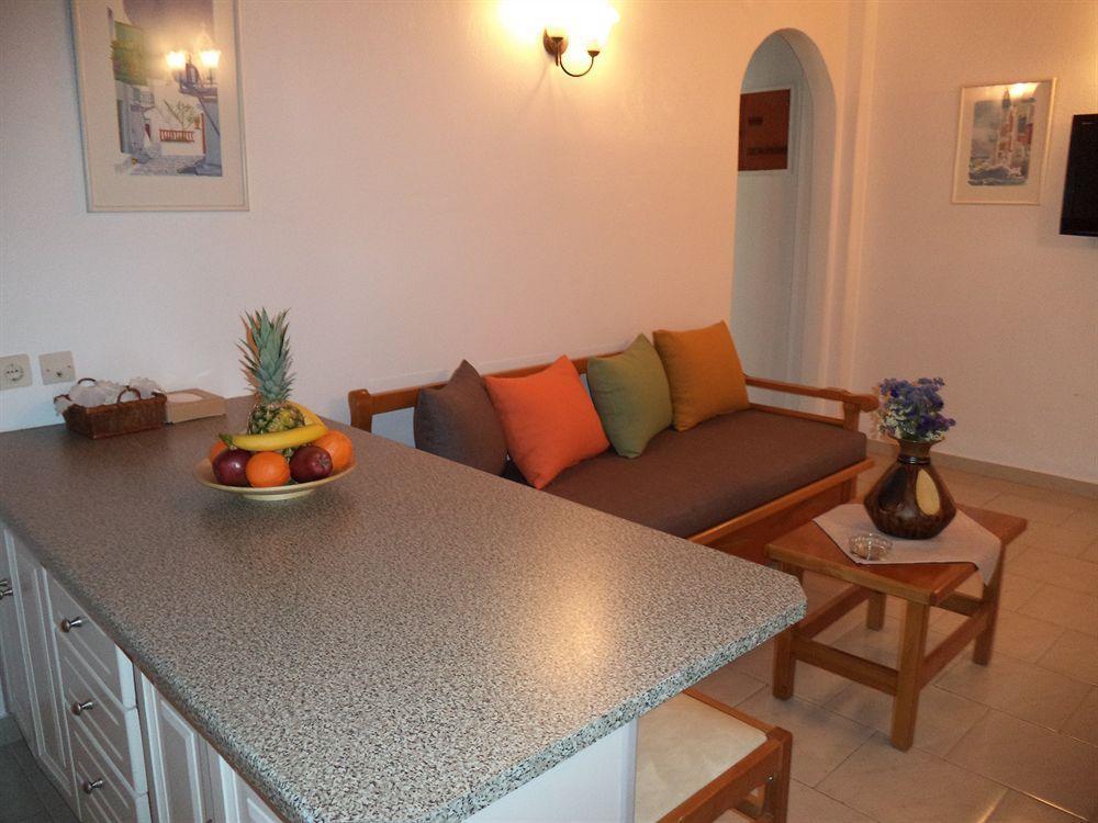 Filoxenia Apartment *