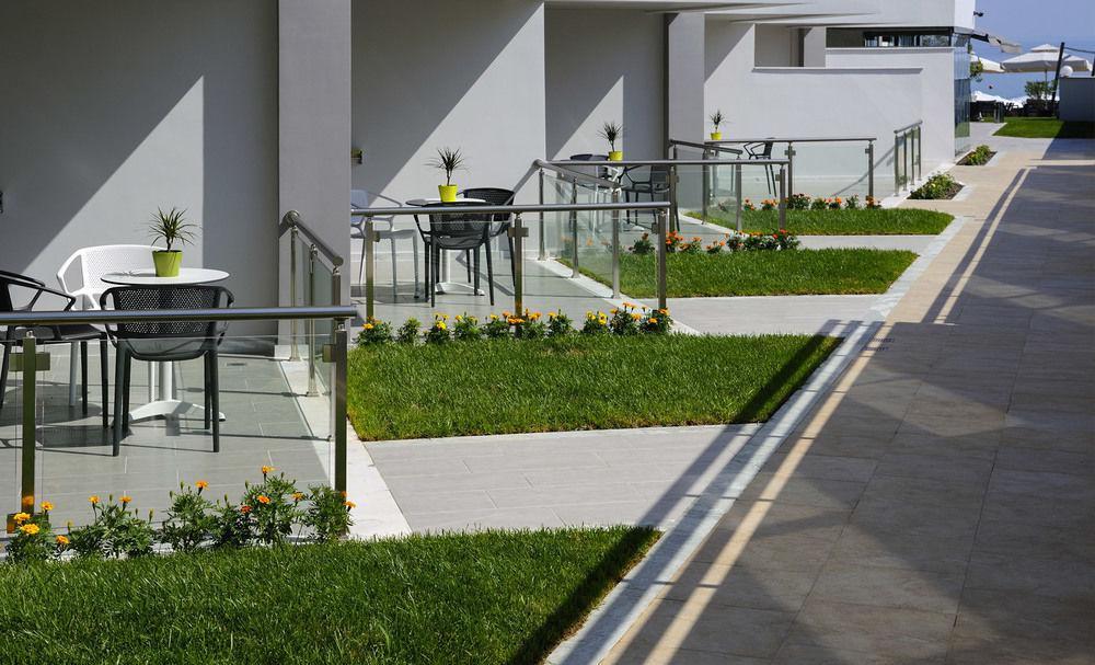 Ostria Sea Side Hotel