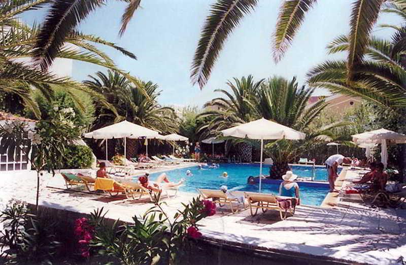 Maravel Land Hotel