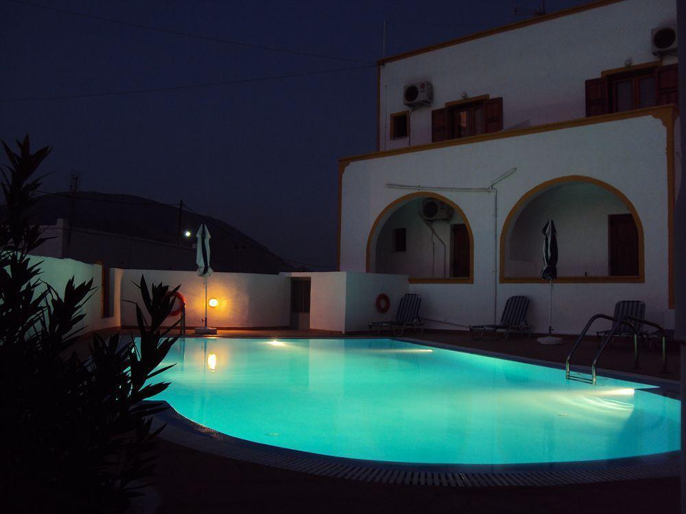 Privee Santorini Hotel