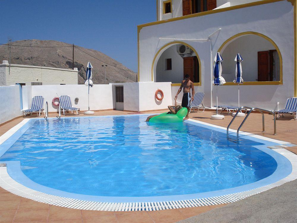Privee Santorini Hotel Perissa (Santorini)
