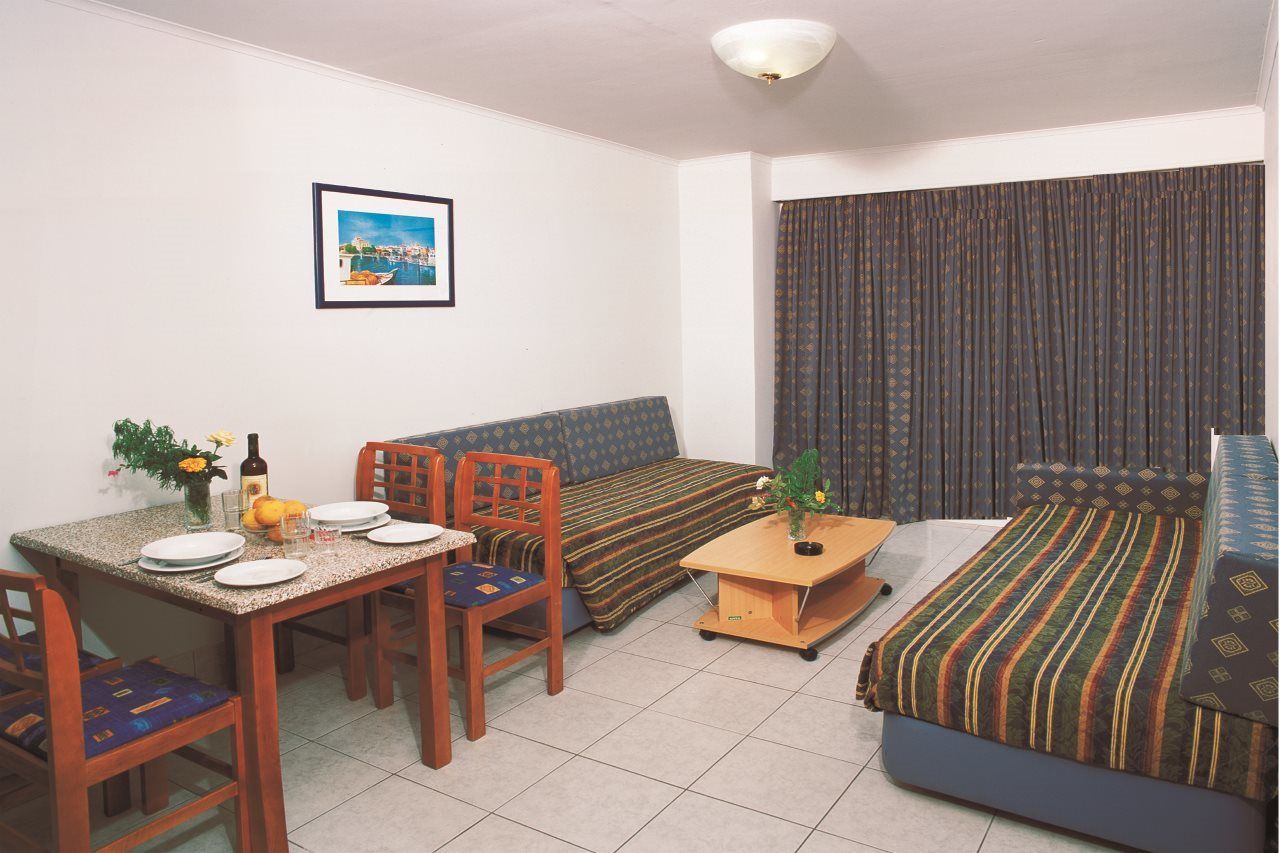 Kosta Palace 4*