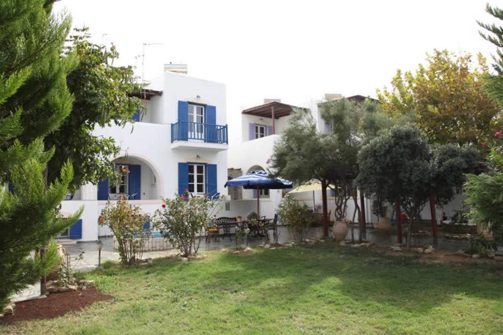 Deep Blue Apartment Logaras