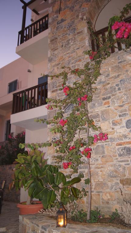 Archipelagos Hotel
