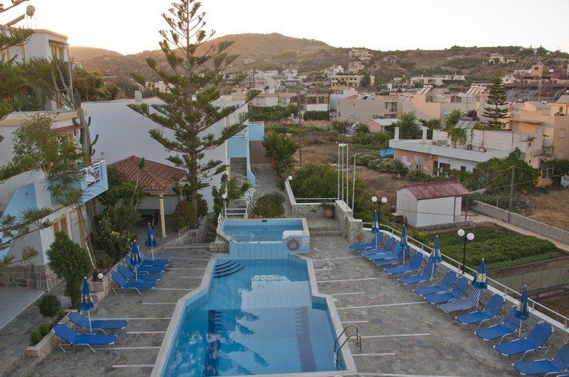 Belvedere Village Aparthotel 3*