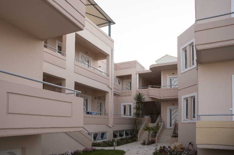 Elia Stalos Apartment *