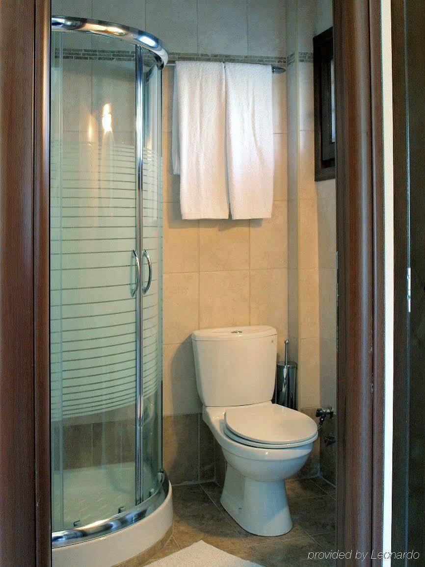 Chorostasi Guest house 3*