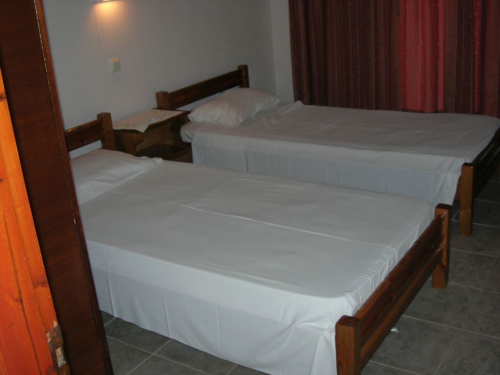 Amadeus Hawai And Hotel Sidari (Corfu)