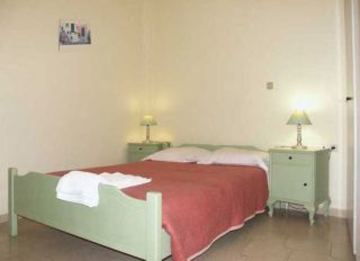 Leonidas & Aparthotel