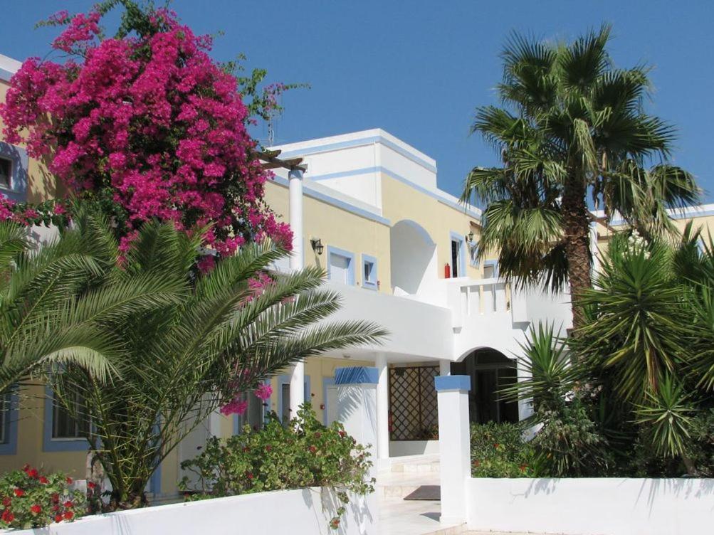 Aparthotel Cavo D' Oro 3*
