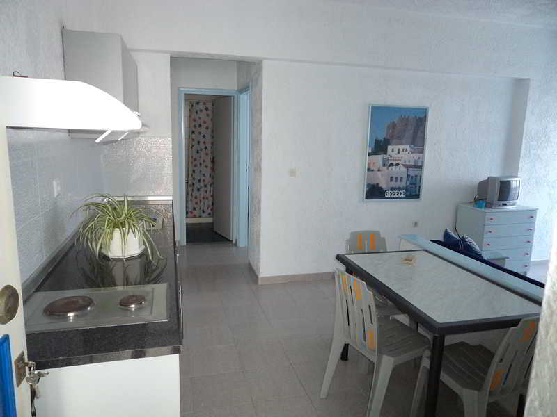 Christiana Aparthotel Gennadi