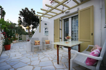 Leonardos * Naousa (Paros)