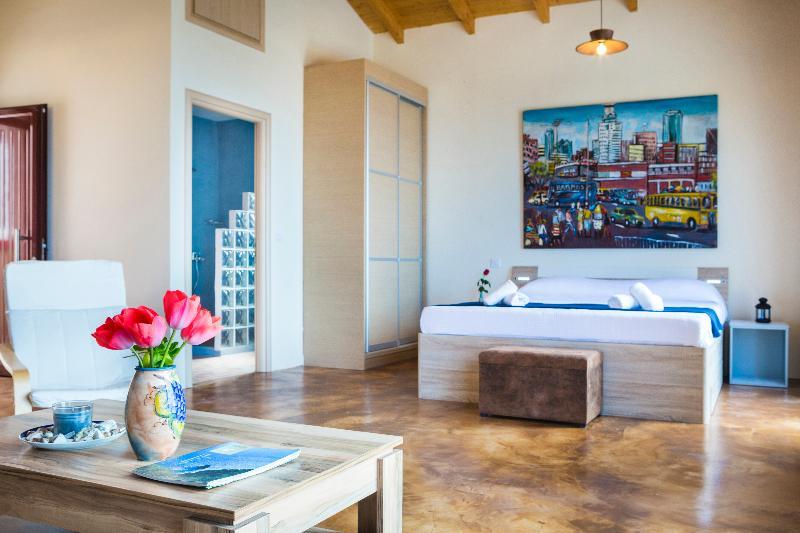 Magganos Sunset Apartment