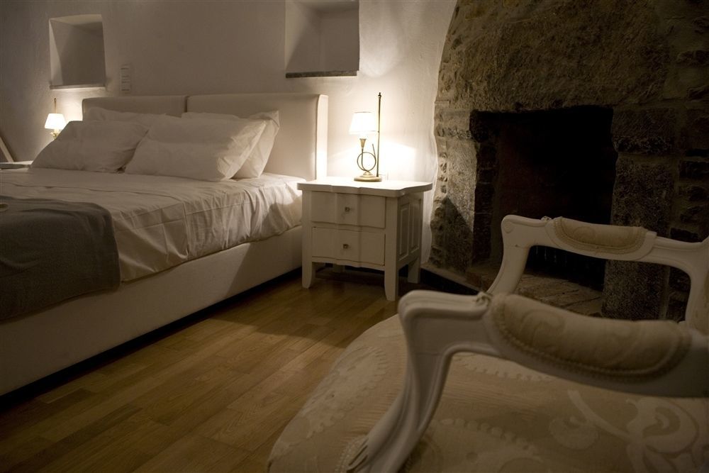 Lida Mary 3*