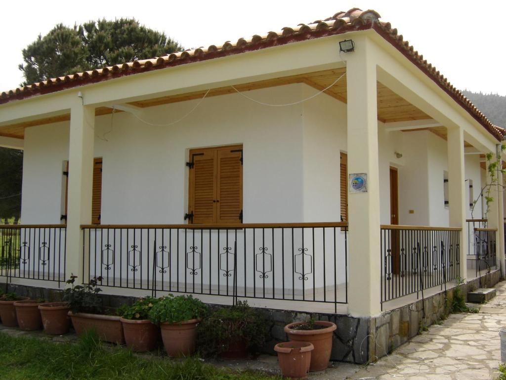 House Rena *