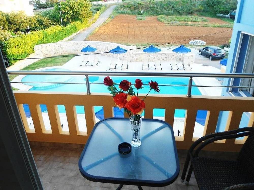 Aparthotel Irini