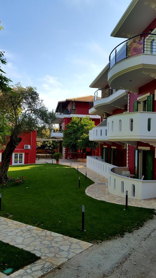 Oasis Exclusive Aparthotel 3*