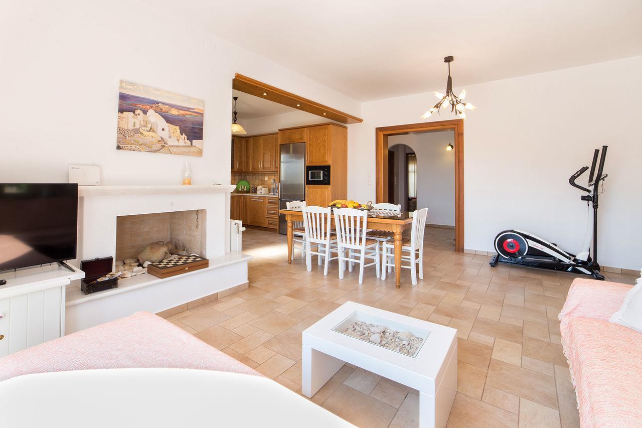 Villa San Dimitrio House On The *