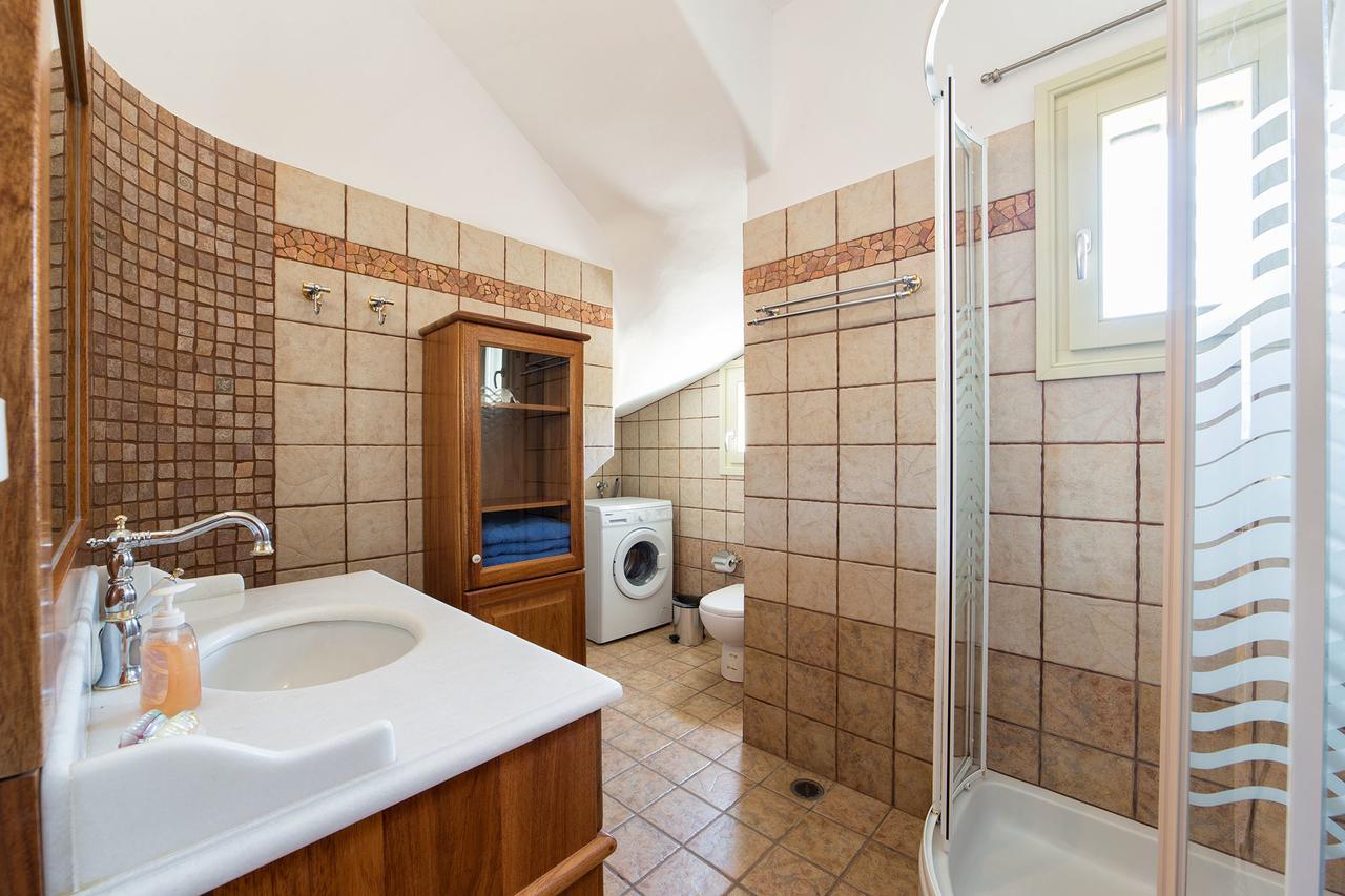 San Dimitrio House On The *