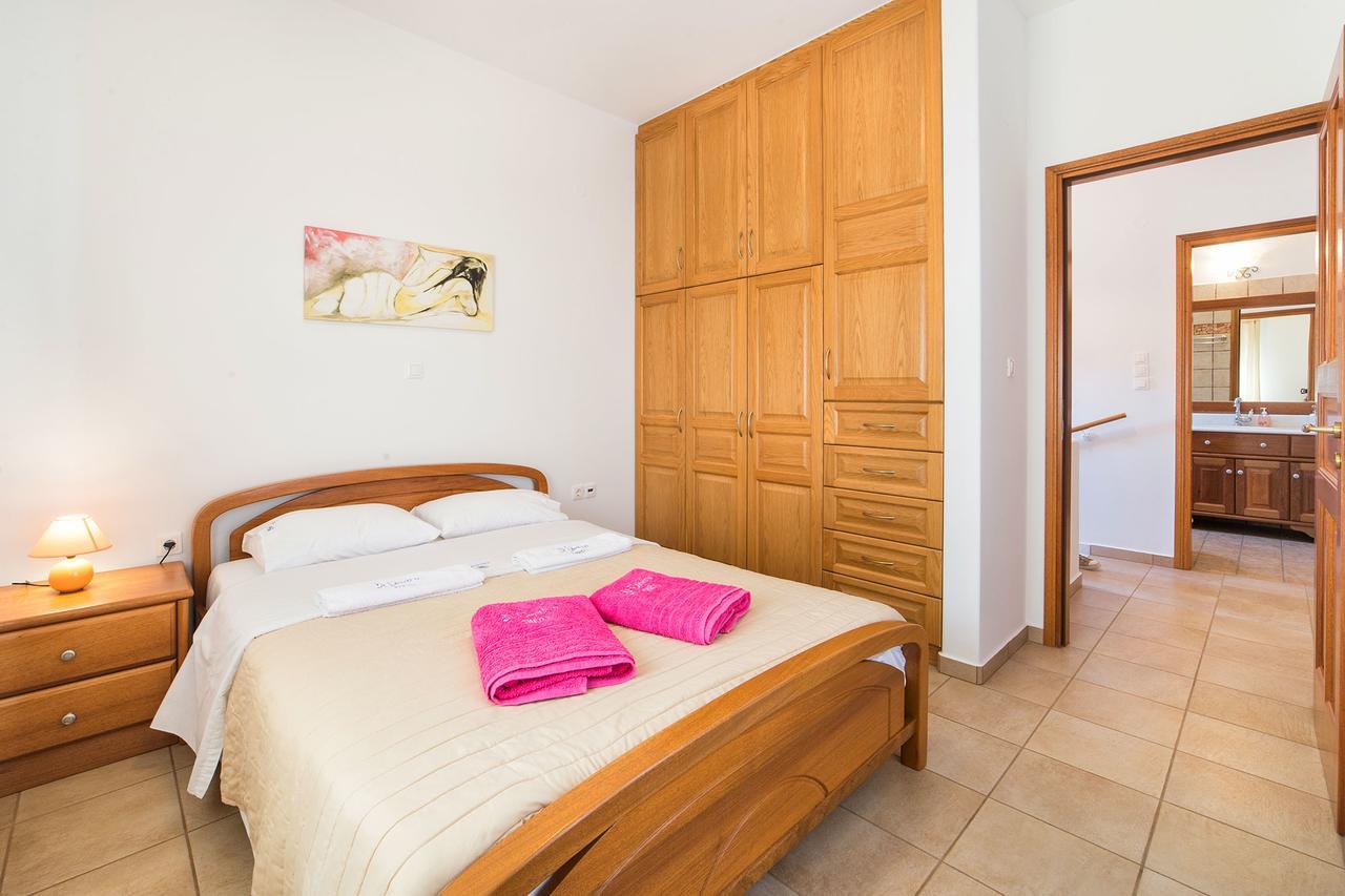 Villa San Dimitrio House On The