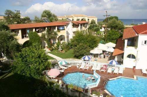 Leftis Romantica Aparthotel 2*