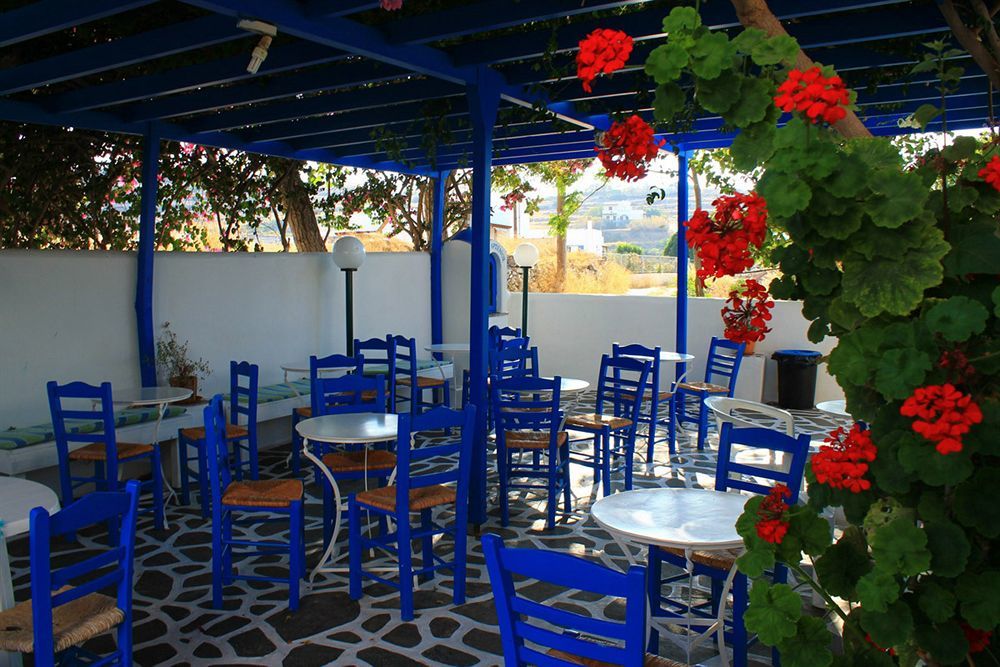 Pelagos Aparthotel 3*