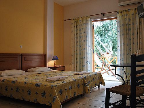 Peter & Tony Guest house 3*
