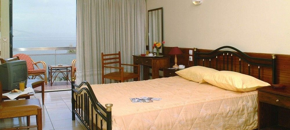 Calamos Family Club 3* Kalamos (Attica)