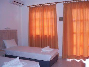 Yiannis Apartment