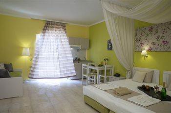 Apartment Elia Stalos *