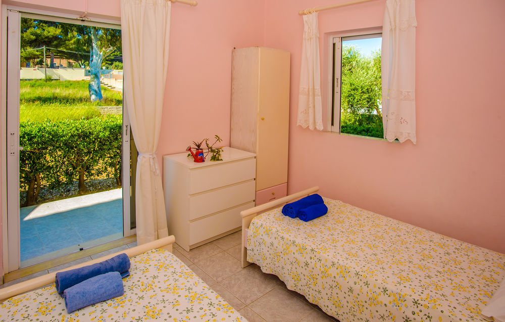 Hotel Aloni & 2*