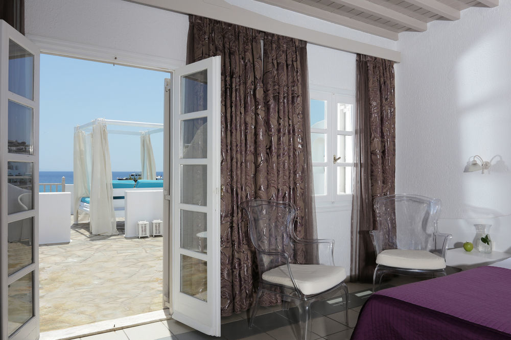 Mykonos Palace 4*