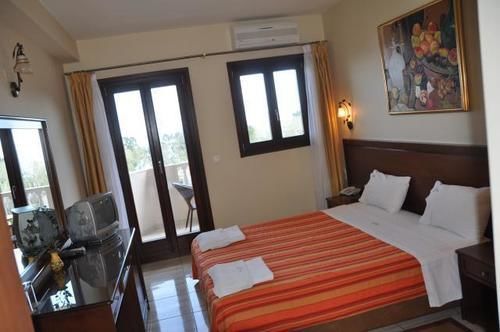 Aristotelis 2*