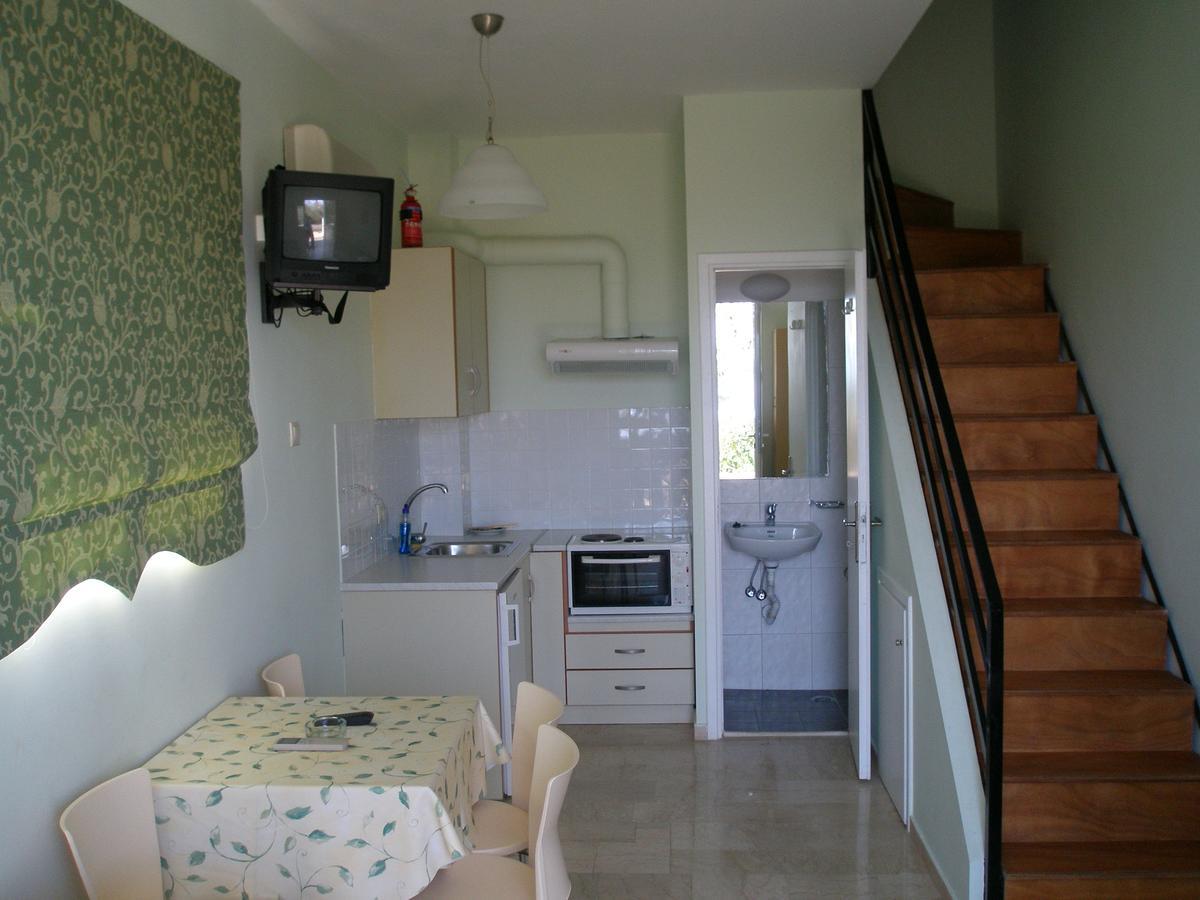 Alonia & Maisonettes Tolo