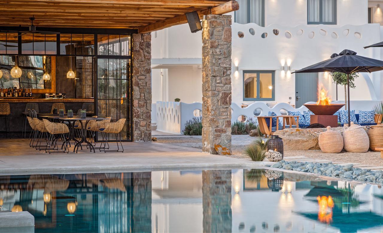 Portes & Mykonos