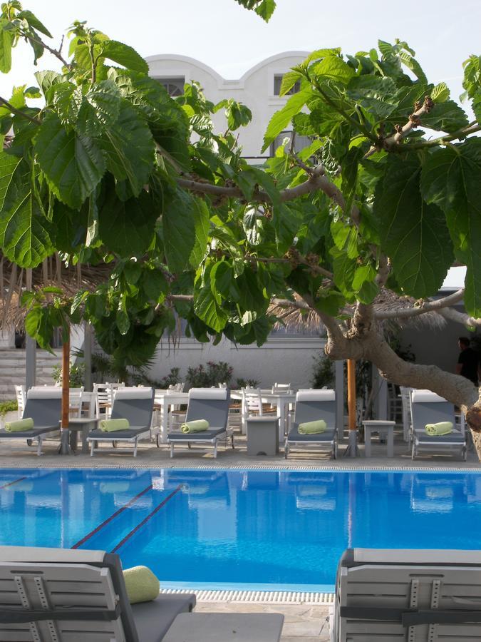 Alia Hotel Kamari (Santorini)