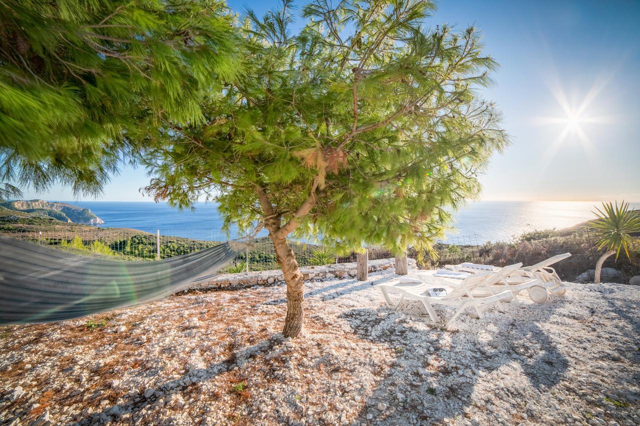 Lithahiro Stone House * Agalas