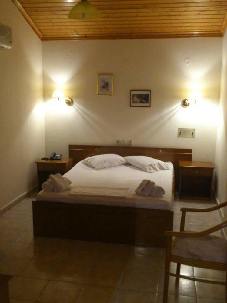 Lefkada 3*