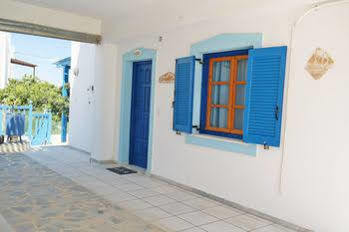 Karabatsis 2* Naxos City