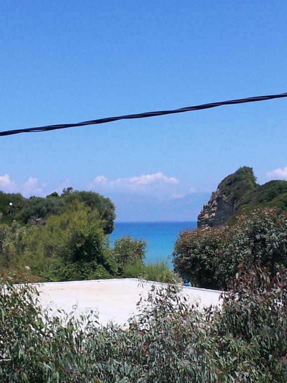 Canal D'amour Makris Apartment