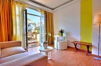 Bay Apartment Kalyves