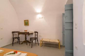 Apartment Mesana Traditional Stone