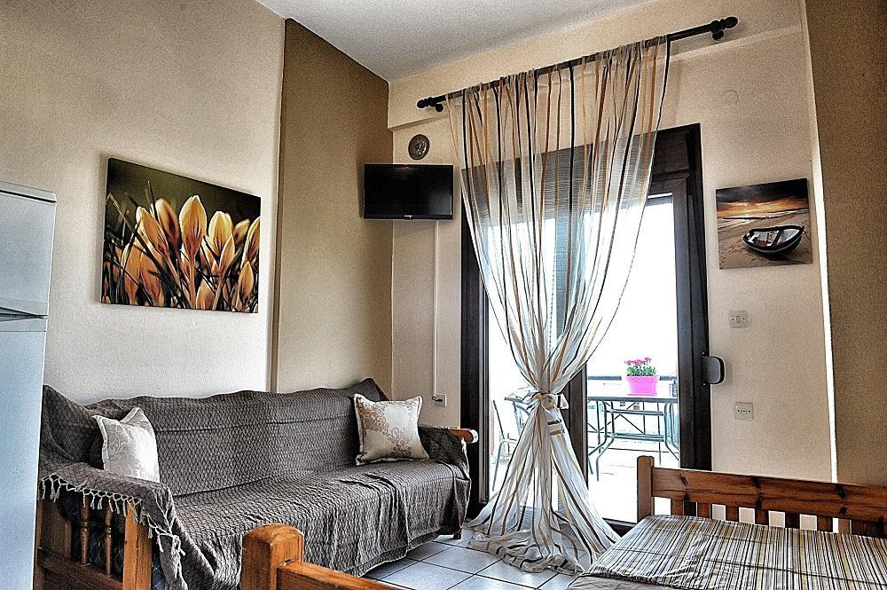 Palm Tree Apartment