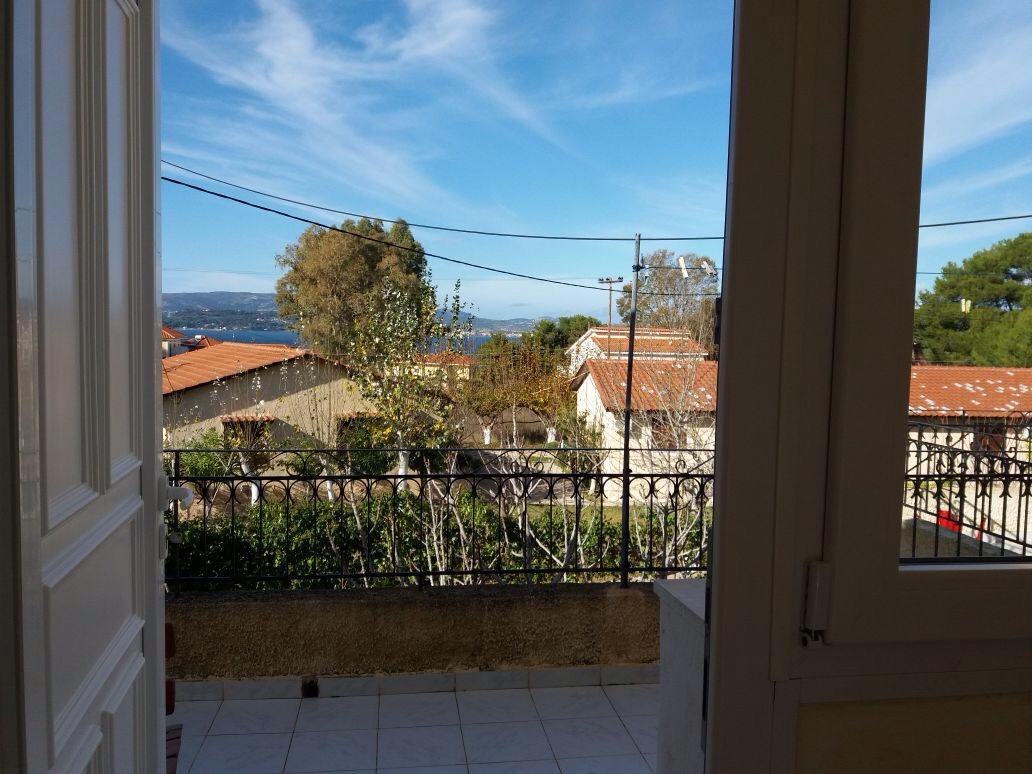 Yellow House Apartment Lassi (Kefalonia)