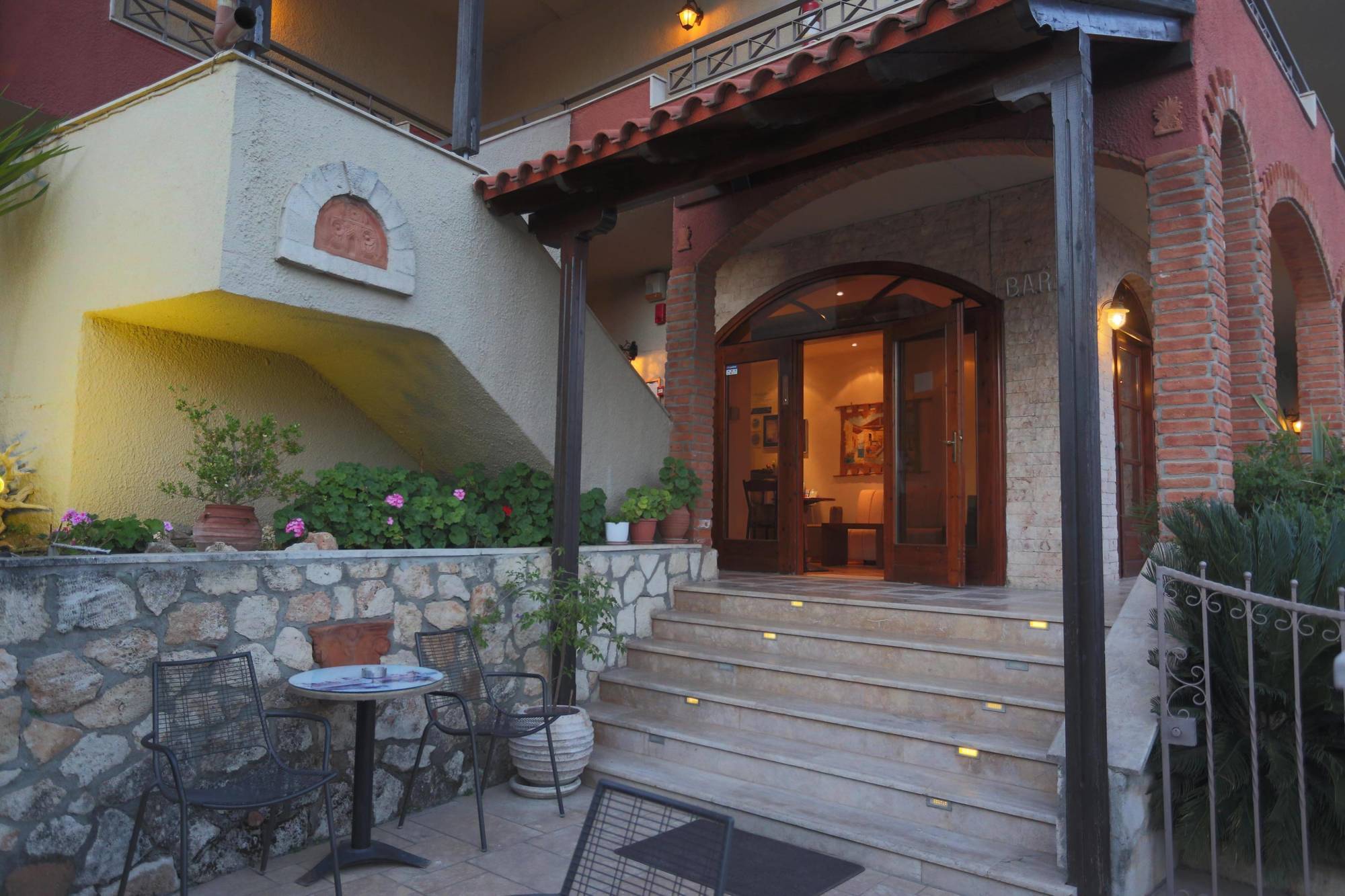 Zeus Hotel Afytos