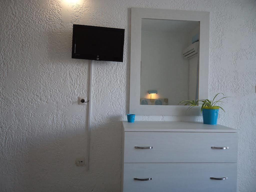 Aparthotel Christiana Gennadi
