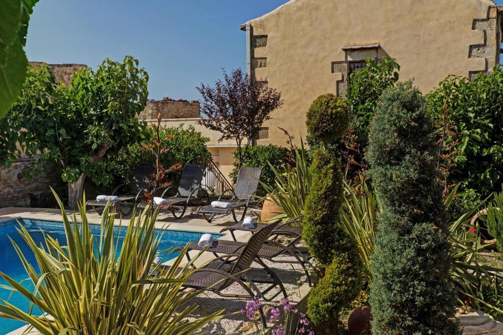 Arcus Suites Hotel 4*