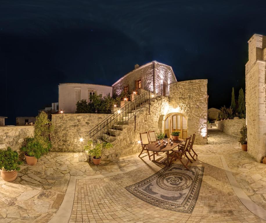 Arcus Suites 4*