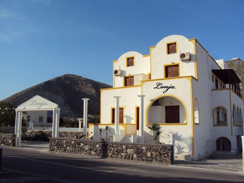 Privee Santorini Hotel